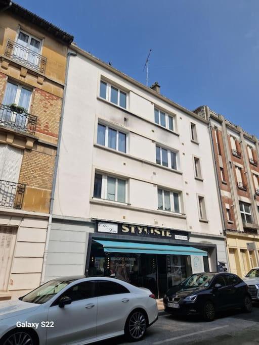 Studio Lumineux En Centre Ville Soissons Exterior photo